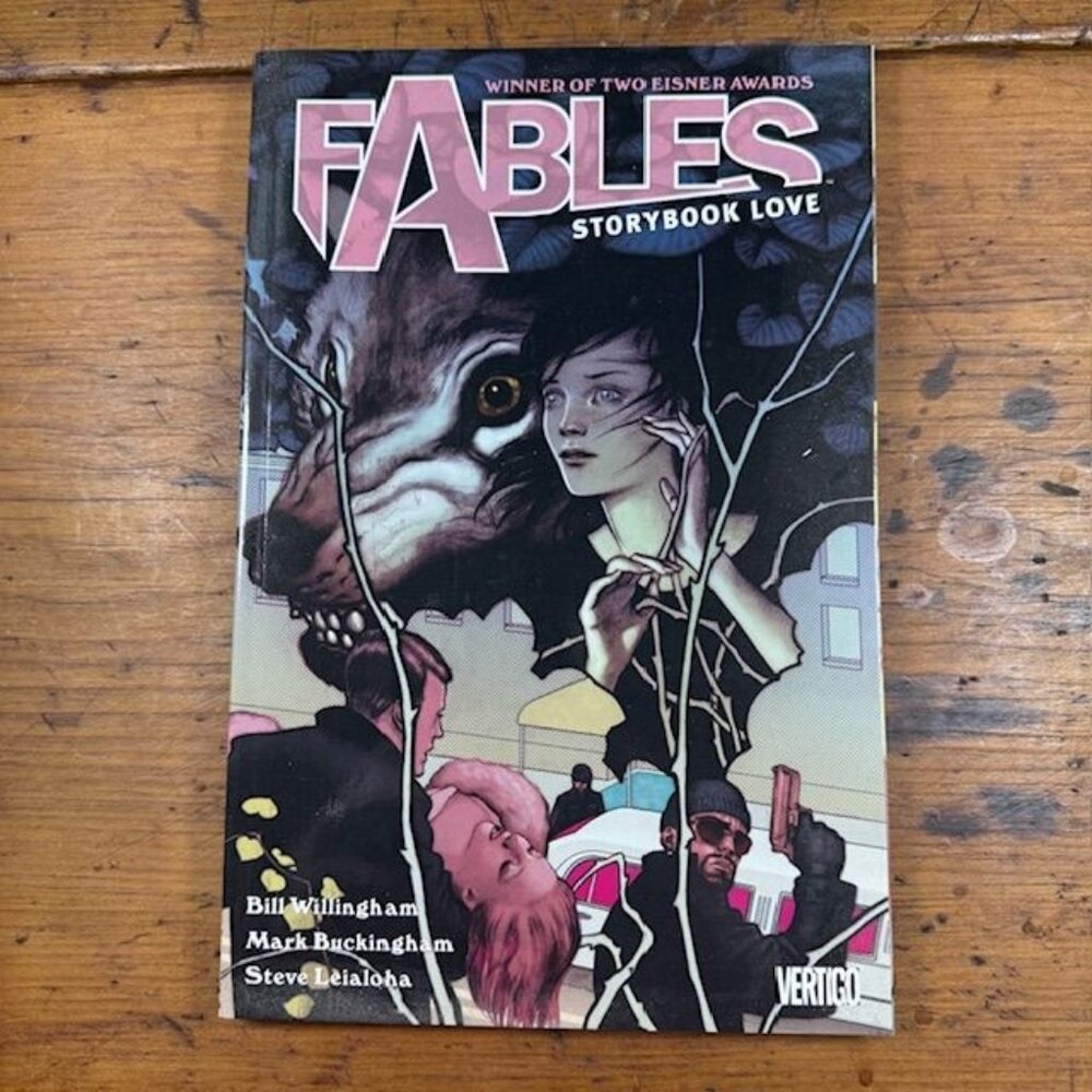 Fables Graphic Novels Set Of 3 Legends In Exile Animal Farm & Storybook Love